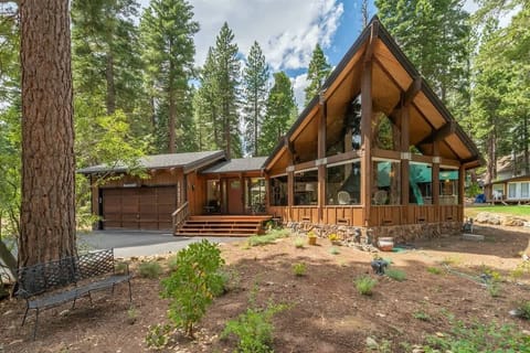 Street View of Cabin