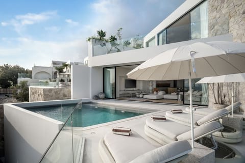 Sundeck