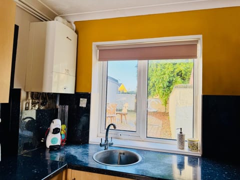 House, Smoking | 4 bedrooms