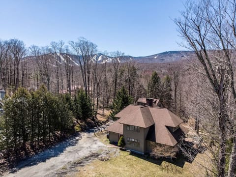 Warm and inviting home just minutes from Killington Mountain.