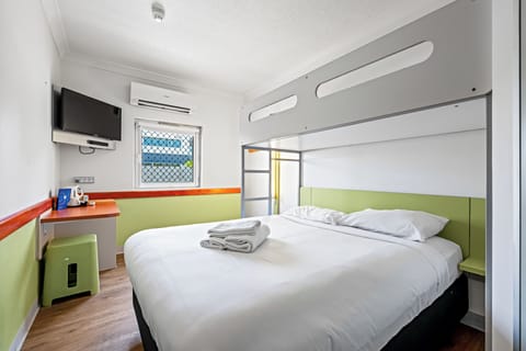 Family Room | 1 bedroom, desk, laptop workspace, iron/ironing board