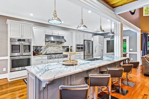 Loads of counter space to cook or present your culinary creations to your family and friends.