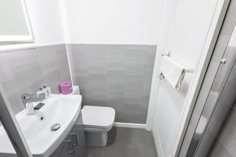 Clifton Studio 3, Darlington - Host & Stay