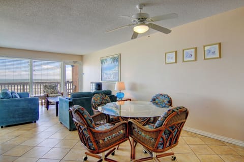 Dining Room/Living Room