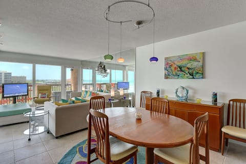 Dining Room/Living Room