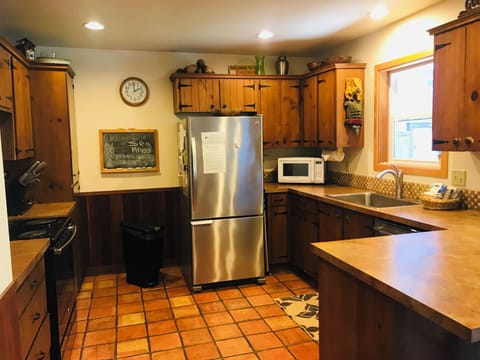 Sea Pines Kitchen - Sea Pines kitchen.