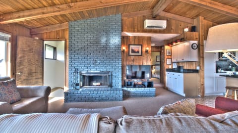 Sand Pads Second Floor Wood Burning Fireplace - Second floor wood burning fireplace.