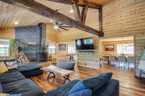 Duck Creek Village Vacation Rental | 4BR | 3BA | Steps Required | 2,400 Sq Ft