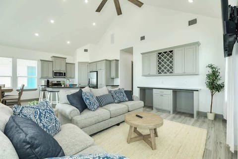 Living Room Area with Flat Screen TV and Xfinity Cable