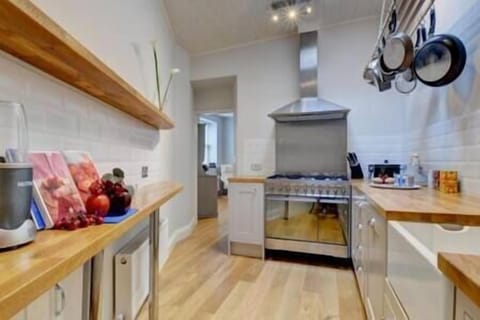 8ca4a8c6 682f 4226 8173 e0f0b19a368c