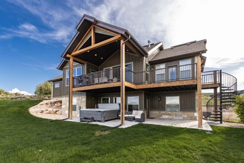 East exterior side of home