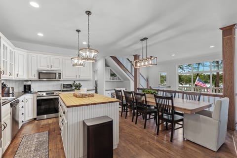 Open Kitchen/Dining area with lake views