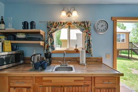 Apartment (0 Bedroom) | Interior