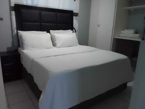 Comfort Apartment | 1 bedroom, desk, iron/ironing board, free WiFi