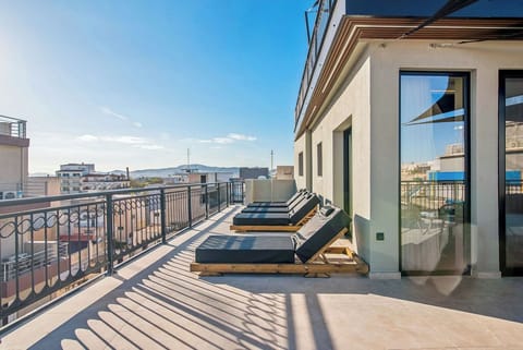 Deluxe Suite | Terrace/patio