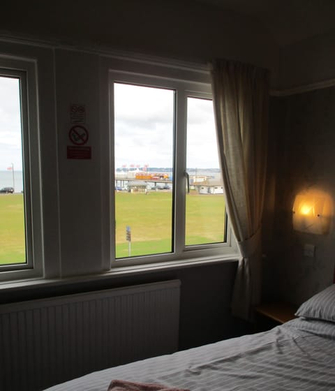 Double Room, Sea View | Free WiFi