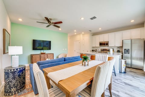 Kissimmee Vacation Rental | 3BR | 3BA | 2,000 Sq Ft | 1 Step to Enter