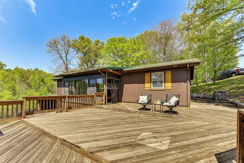 Gray Vacation Rental | 3BR | 2BA | Steps Required | 1,350 Sq Ft