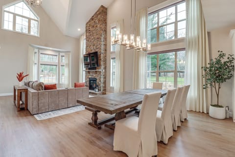 Lake Harmony Vacation Rental | 4BR | 3.5BA | 3,237 Sq Ft | 2 Steps to Enter