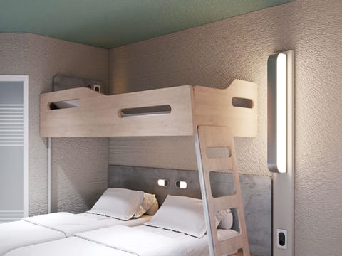 Premium bedding, desk, blackout drapes, soundproofing