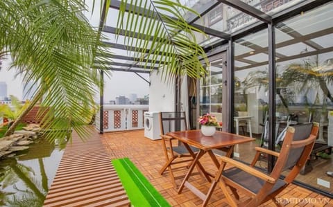Luxury Apartment, Lake View | Terrace/patio