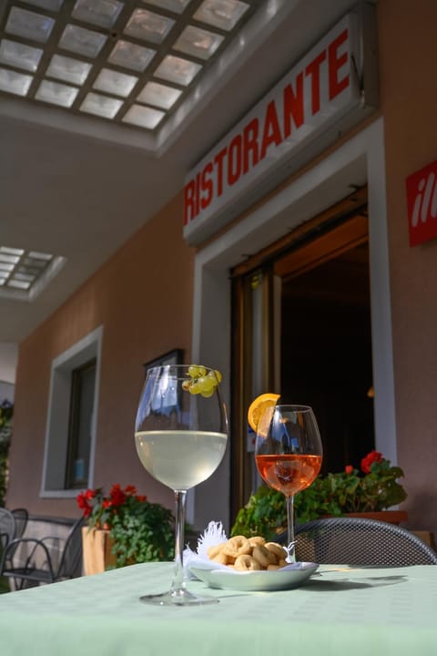 Breakfast, lunch, dinner served; local cuisine 