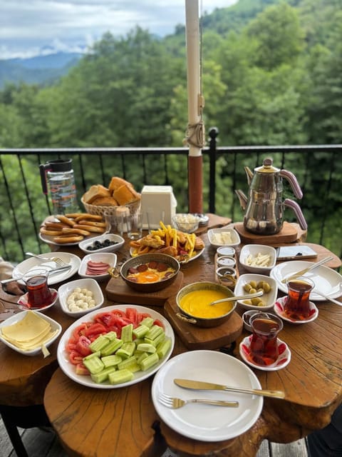 Free daily local cuisine breakfast
