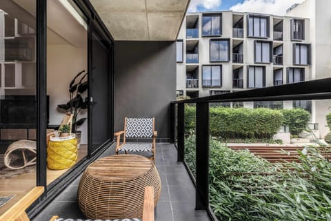 BALCONY: Take your coffee outdoors or unwind as the light shifts. The balcony is a natural extension of Haven: calm, stylish, and made for slow moments.