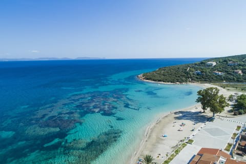 Beach nearby, sun loungers, beach umbrellas
