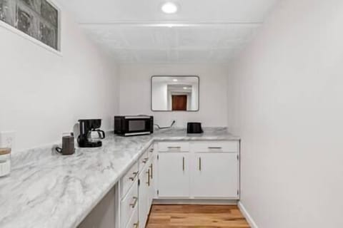 19e7e08e 39d2 4de9 9afc 7844f16b9907