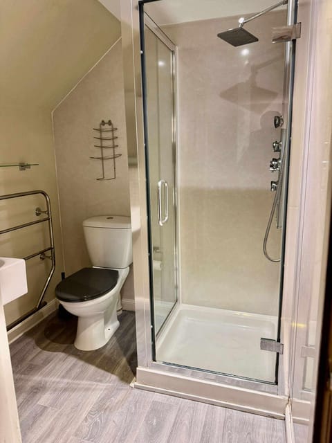 Suite, Ensuite (Master Deluxe) | Bathroom