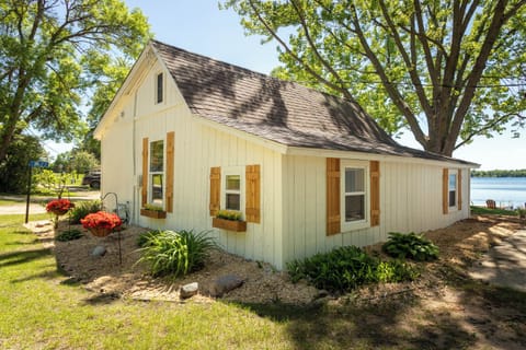 View from Latoka Drive