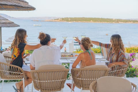 2 restaurants, breakfast, lunch, dinner served; local cuisine