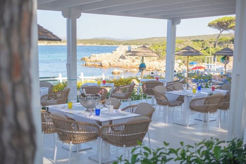 Beach bar