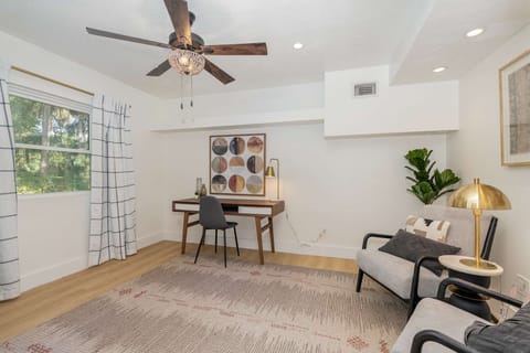 Work in an idelic setting with all the creature comforts of home