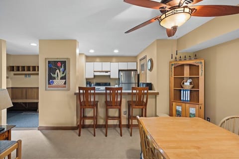 Dining Room & Kitchen