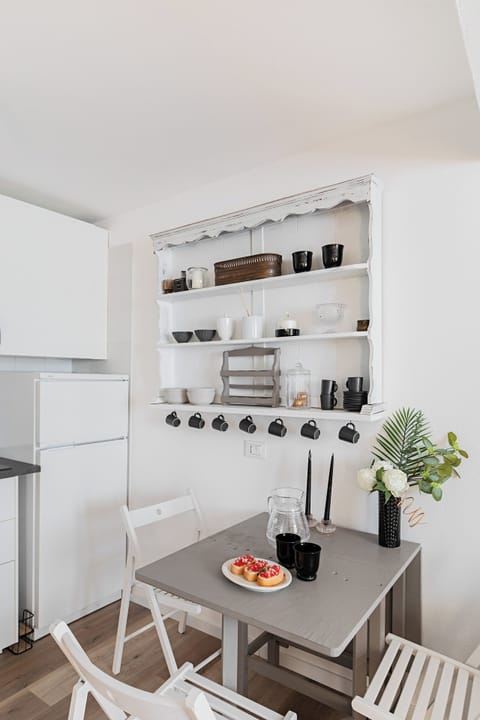 Apartment | Private kitchen | Fridge, microwave, stovetop, dishwasher