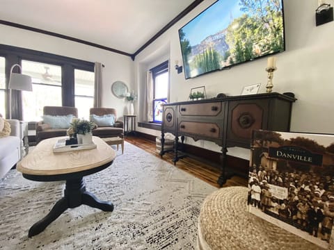 Add a touch of nostalgia to your stay and let the vintage vibes set the perfect tone for your getaway.