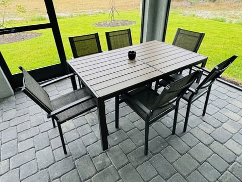 Patio Table & Chairs