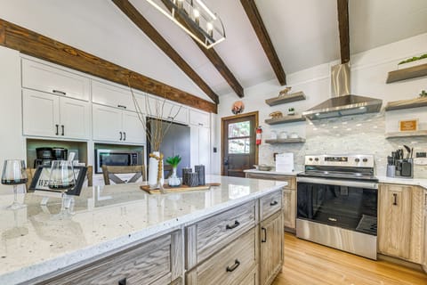 Kitchen | 1st Floor | Keurig Coffee Maker | Dishwasher