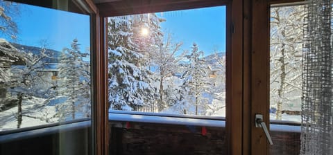 Basic Double Room, Balcony, Mountain View | WiFi (free), bed sheets