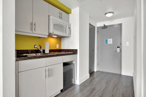 Comfort Condo, Multiple Beds, Private Bathroom | 1 bedroom, iron/ironing board, free WiFi