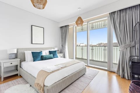 Premium Apartment, Balcony, City View | 2 bedrooms, Egyptian cotton sheets, premium bedding, in-room safe