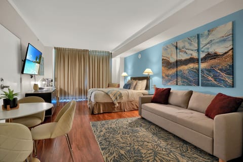 Iron/ironing board, free WiFi