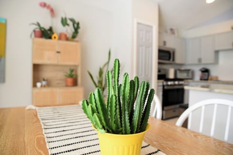 Family House, 3 Bedrooms, Private Pool | Dining room