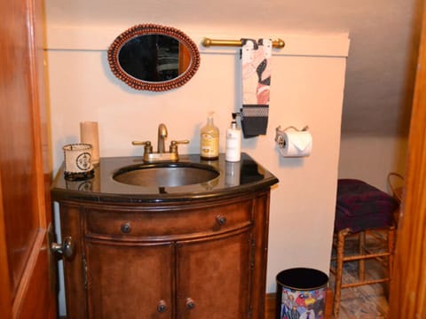 bb683eb5-b0c4-45b2-8869-d9e1e011360d