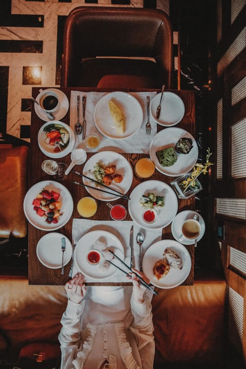 Daily buffet breakfast for a fee