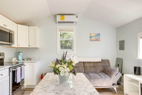 House (1 Bedroom) | Interior