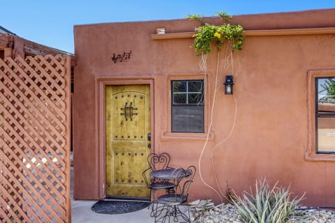 Front entrance to the free standing casita