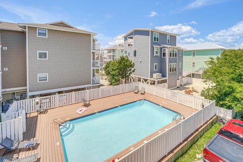 Carolina Beach Vacation Rental | 2BR | 2BA | 833 Sq Ft | Stairs Required